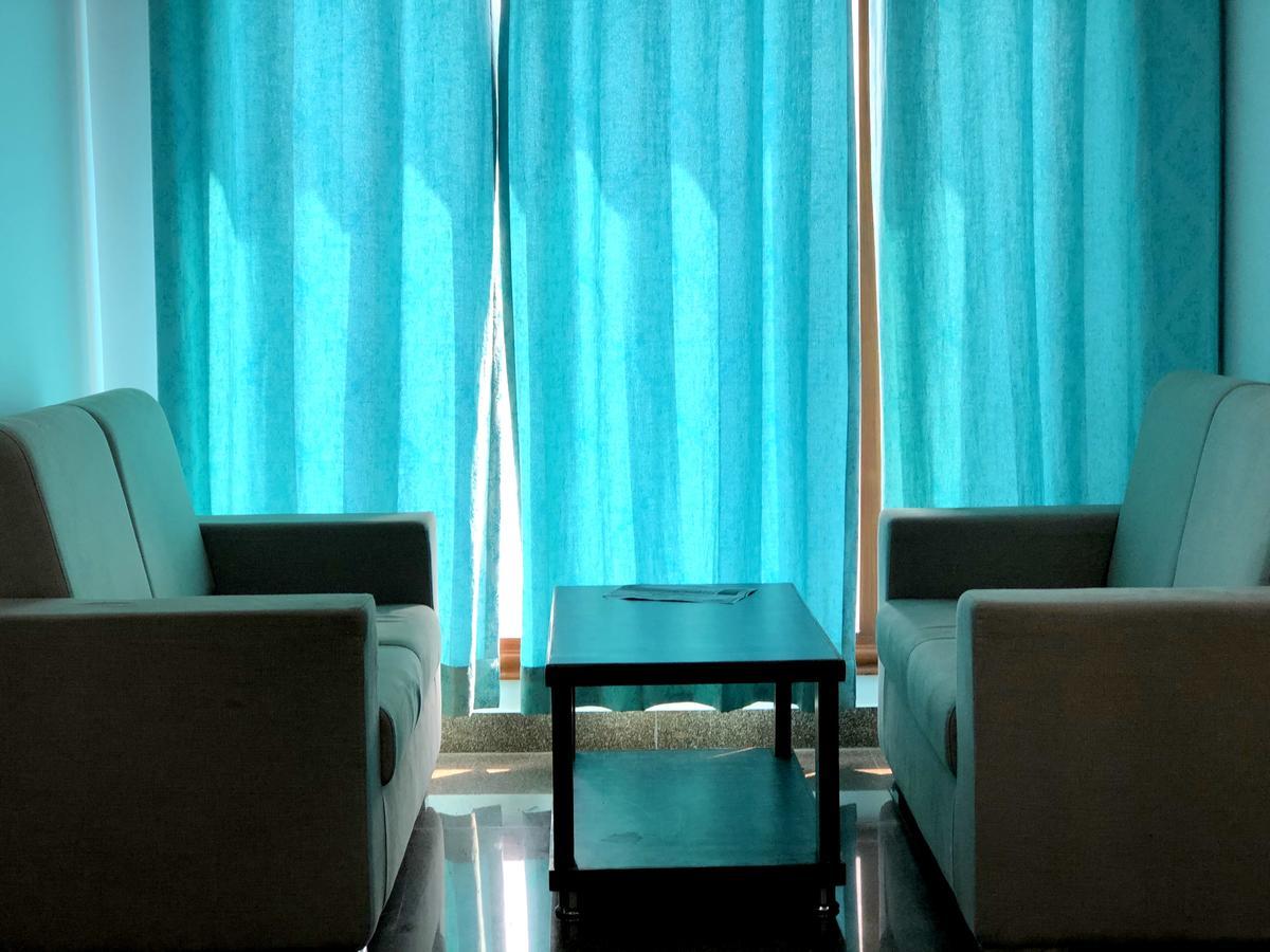 Hotel Taru Inn Ghaziabad Exterior photo